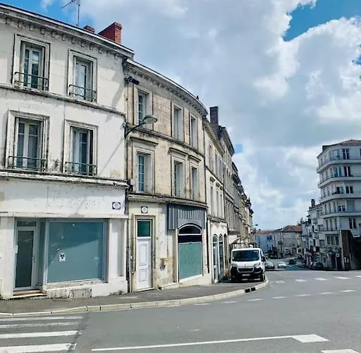 Apartamento Maison De - Cosy - Centre - Wifi -gare Angulema