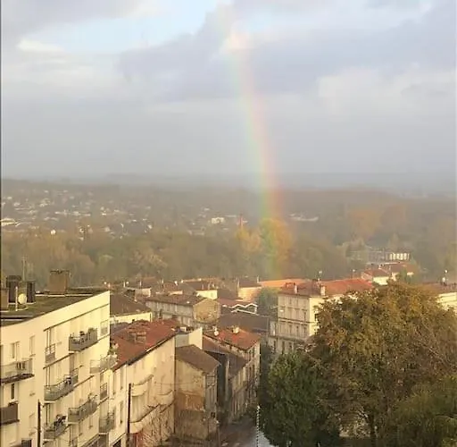 Apartamento Maison De - Cosy - Centre - Wifi -gare Angulema