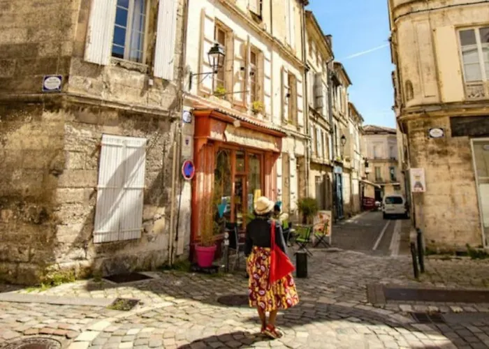 Apartamento Maison De - Cosy - Centre - Wifi -gare Angulema